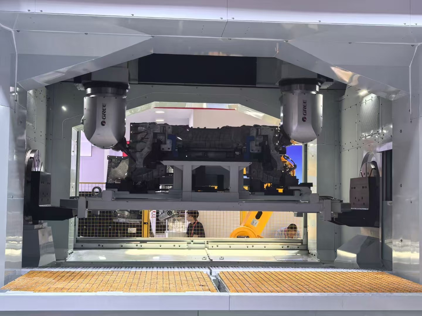 新能源行业对分度盘/转台的特殊技术要求